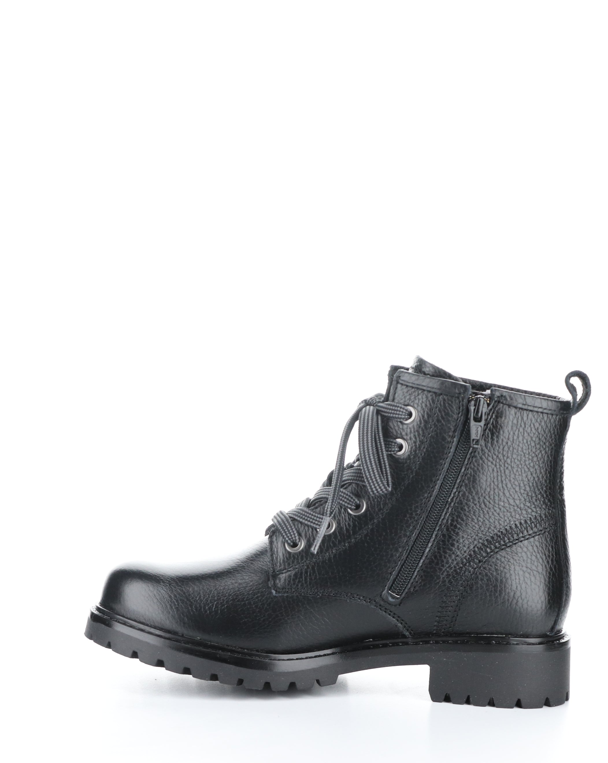 CARINAS BLACK Round Toe Boots