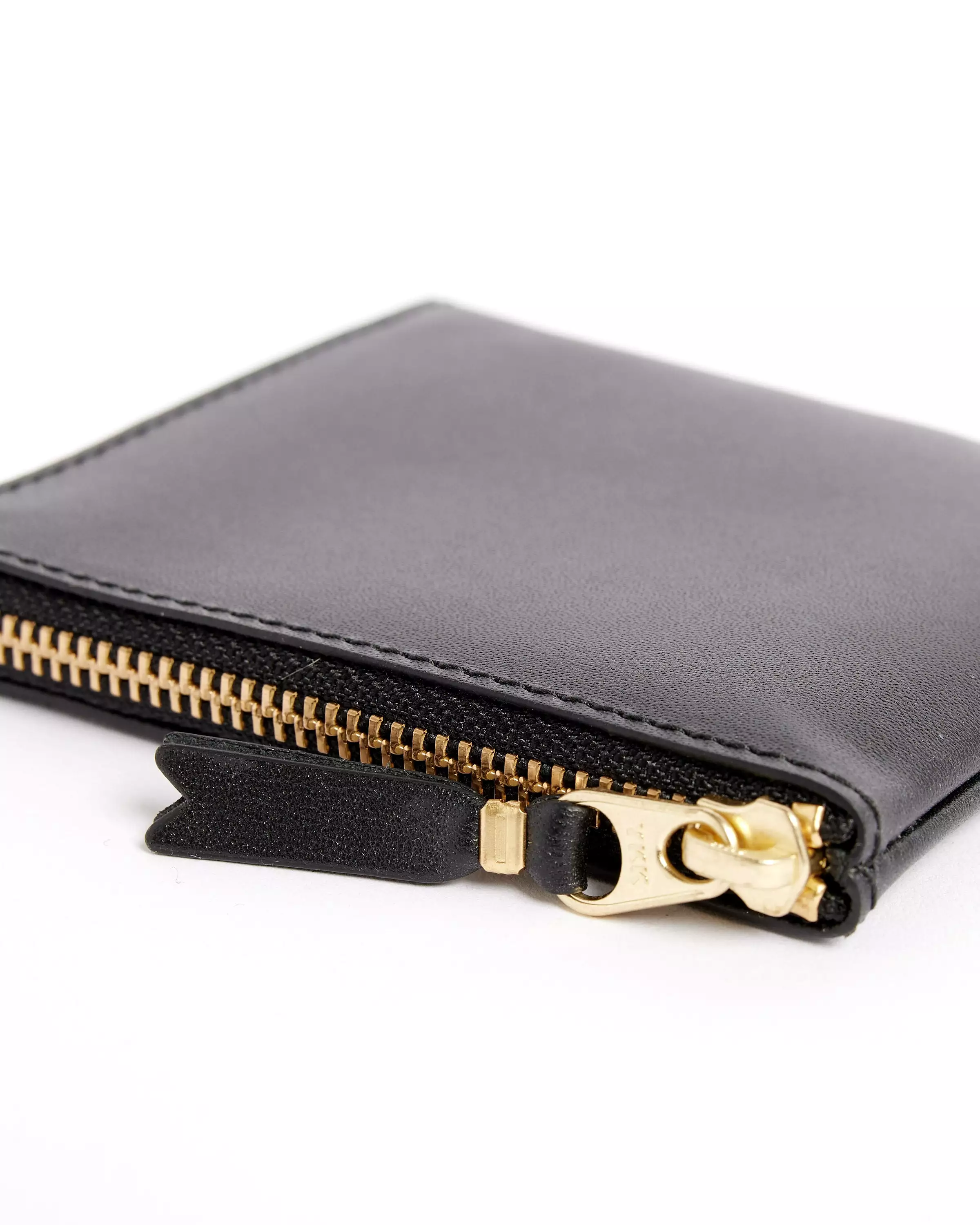 Classic Half Zip Wallet in Black