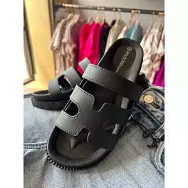 Gino Black Flat Sandals (6-10)