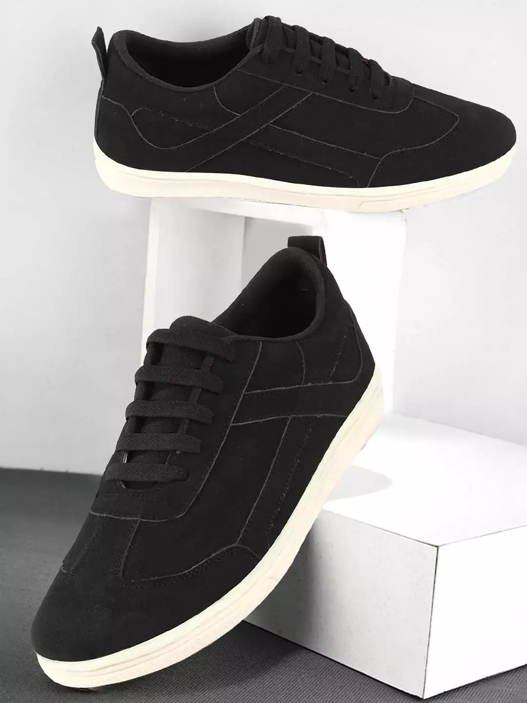 Men Black Trendy Fashion Classic Super Light Speedy Runs Anti Skid Lace Up Sneakers Shoes