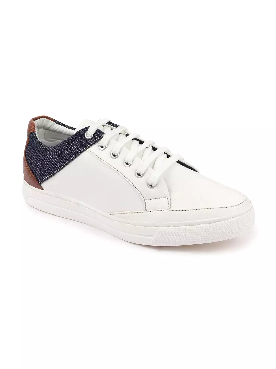 Men White Classic Lace Up Sneakers