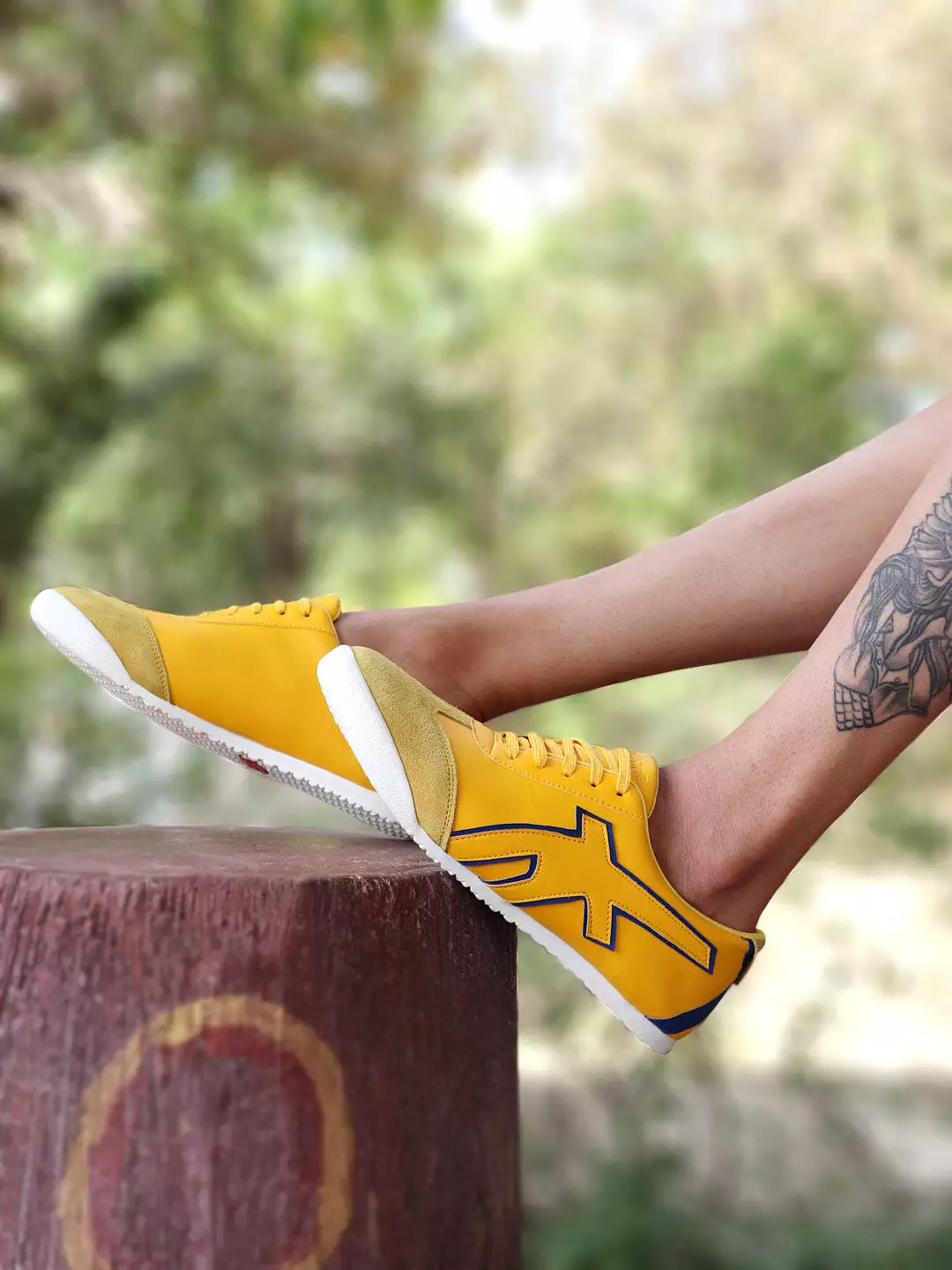 Men Yellow Trendy Lace Up Sneakers