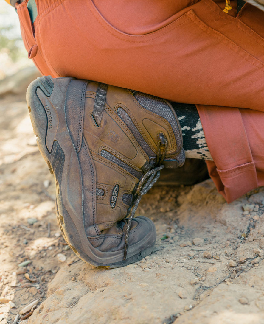 Men's Circadia Waterproof Boot  |  Black/Curry