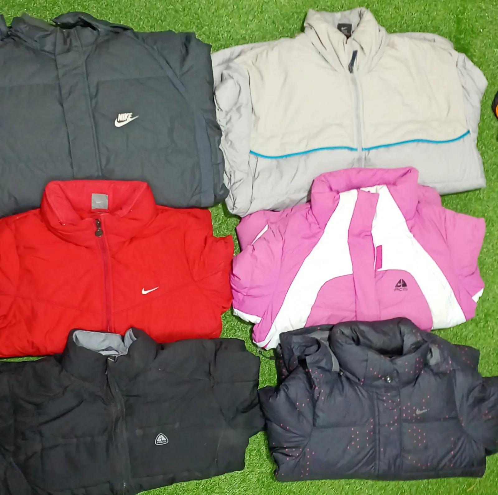 NIKE BRAND PUFFER JACKETS