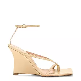 Stretch Wedge Sandal 90 , Cane Sugar